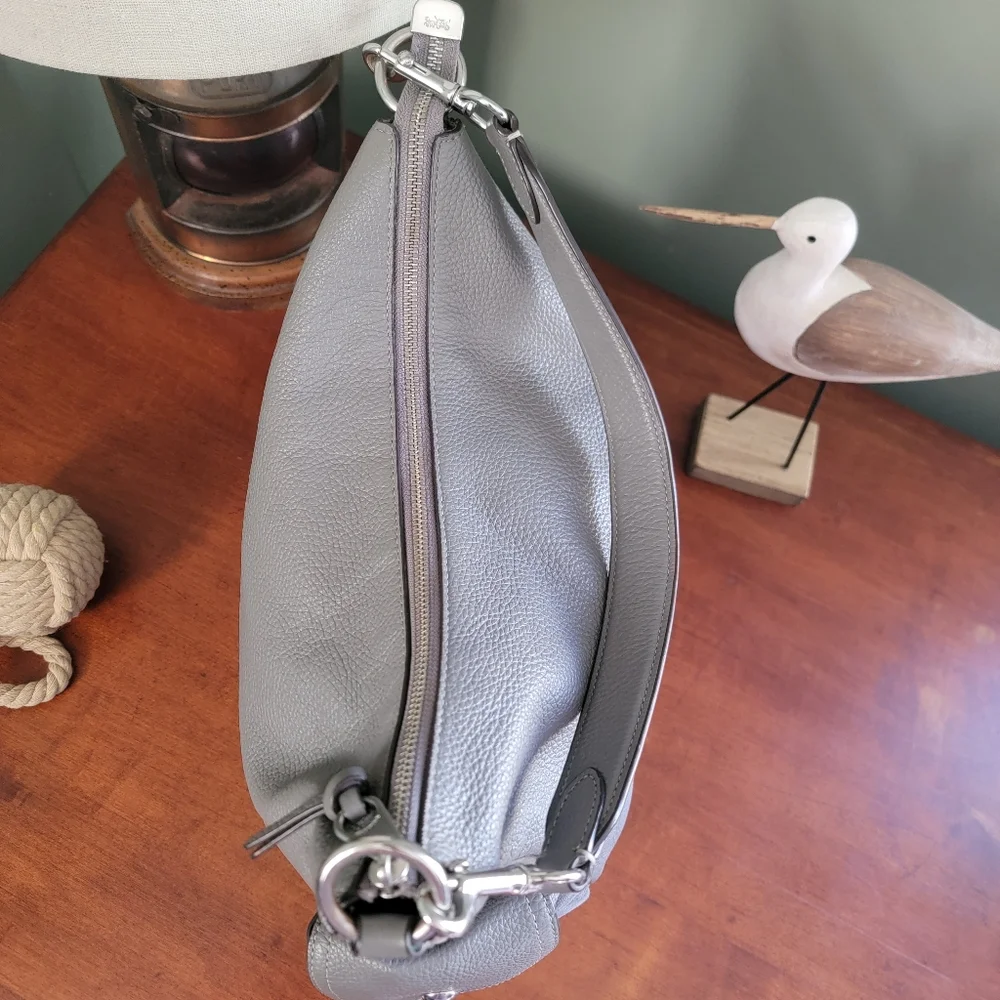 Coach C1522 Pennie Pebbled Leather Hobo Shoulder Bag Gray Suede